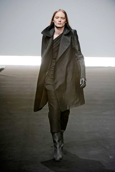 desfiles-rickowens-parisinvernomen2009rtw-120