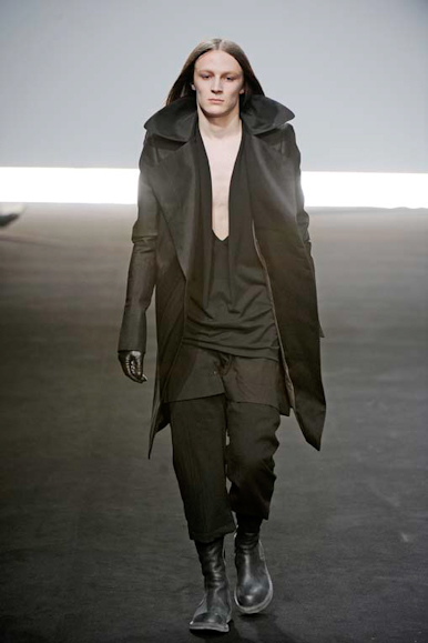 desfiles-rickowens-parisinvernomen2009rtw-122
