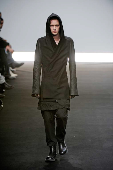 desfiles-rickowens-parisinvernomen2009rtw-132
