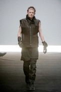 desfiles-rickowens-parisinvernomen2009rtw-139