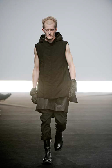 desfiles-rickowens-parisinvernomen2009rtw-142