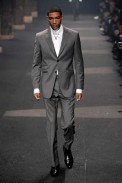 desfiles-tmugler-parisinvernomen2009rtw-101