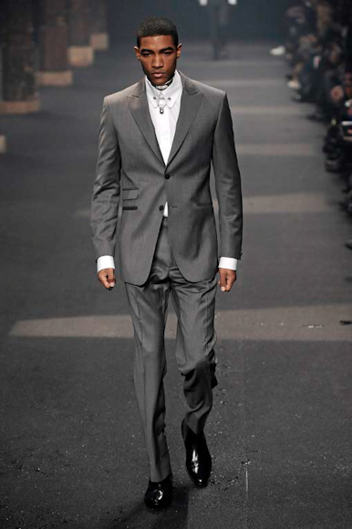 desfiles-tmugler-parisinvernomen2009rtw-101