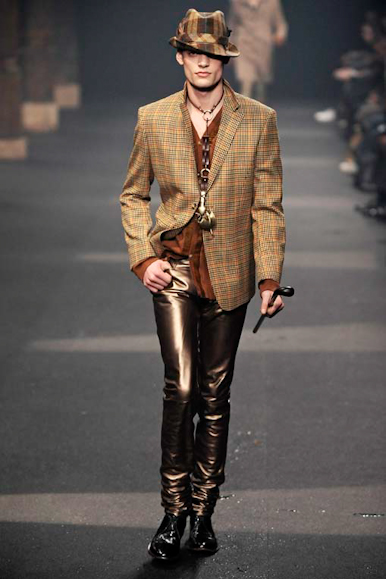 desfiles-tmugler-parisinvernomen2009rtw-108