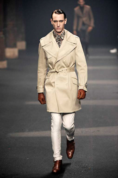 desfiles-tmugler-parisinvernomen2009rtw-111