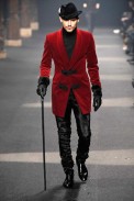 desfiles-tmugler-parisinvernomen2009rtw-130