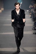 desfiles-tmugler-parisinvernomen2009rtw-131