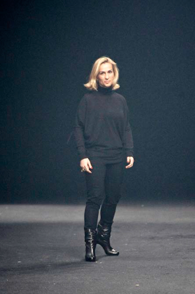 desfiles-tmugler-parisinvernomen2009rtw-135