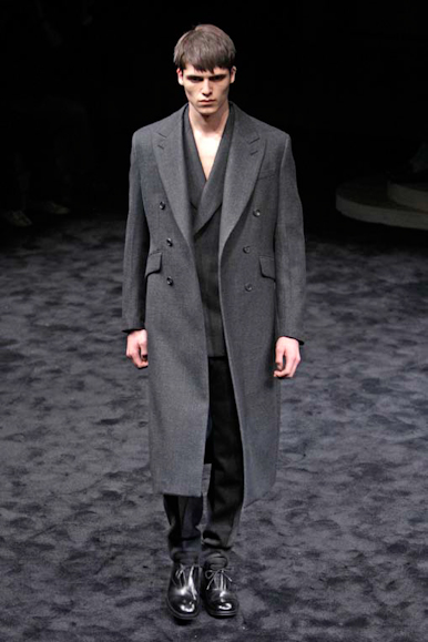 desfiles-prada-milaoinverno2009menrtw-101