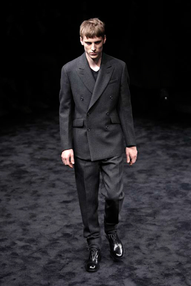 desfiles-prada-milaoinverno2009menrtw-102
