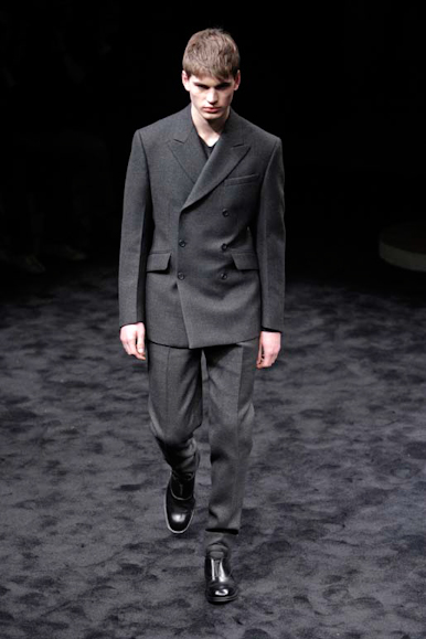 desfiles-prada-milaoinverno2009menrtw-103