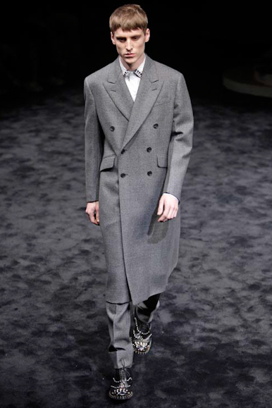 desfiles-prada-milaoinverno2009menrtw-116