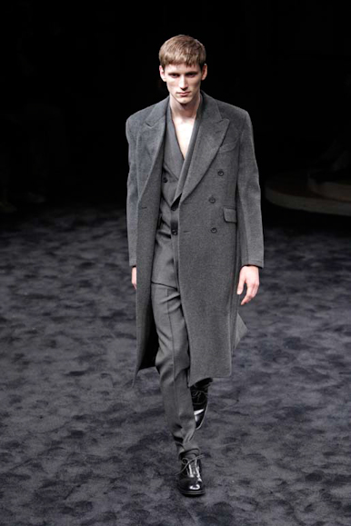 desfiles-prada-milaoinverno2009menrtw-124