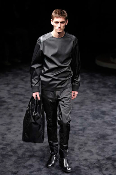 desfiles-prada-milaoinverno2009menrtw-127