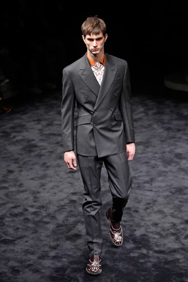 desfiles-prada-milaoinverno2009menrtw-131