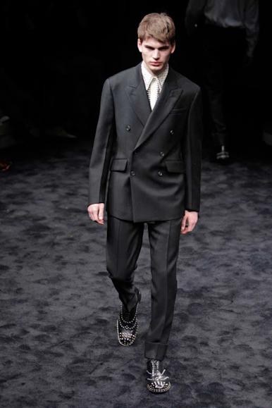 desfiles-prada-milaoinverno2009menrtw-137