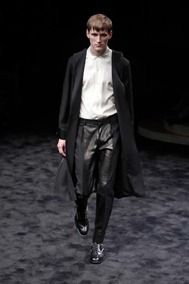 desfiles-prada-milaoinverno2009menrtw-138