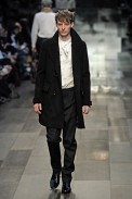 desfiles-burberry-milaoinverno2009menrtw-104
