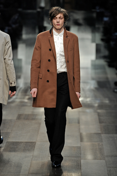 desfiles-burberry-milaoinverno2009menrtw-115