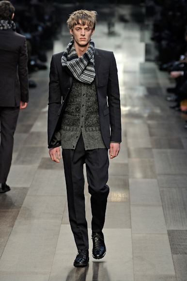 desfiles-burberry-milaoinverno2009menrtw-129