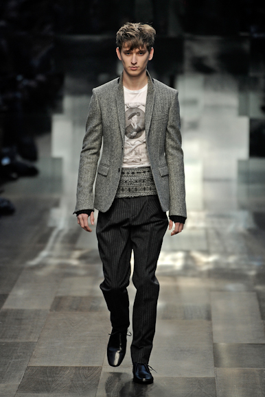 desfiles-burberry-milaoinverno2009menrtw-133