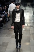 desfiles-burberry-milaoinverno2009menrtw-138