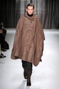 desfiles-moschino-milaoinverno2009menrtw-113