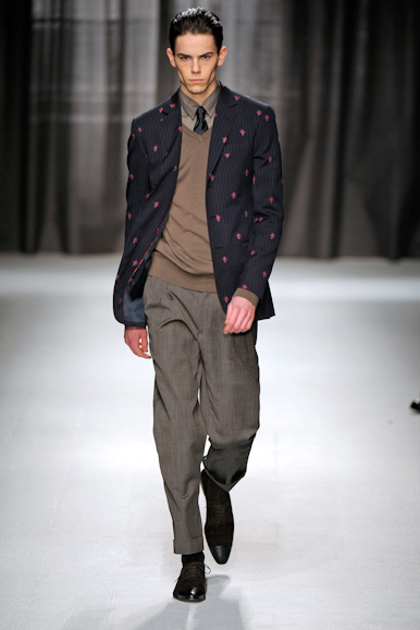 desfiles-moschino-milaoinverno2009menrtw-116