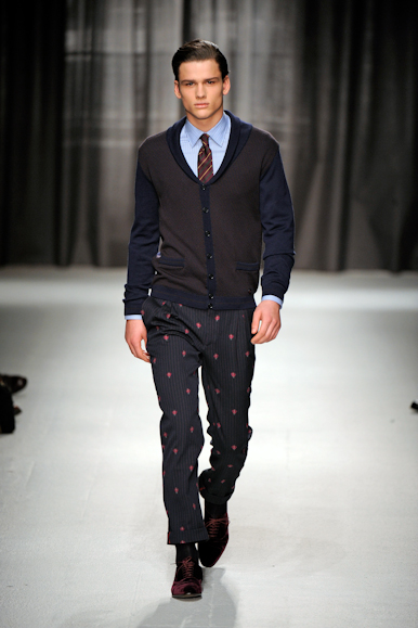 desfiles-moschino-milaoinverno2009menrtw-117