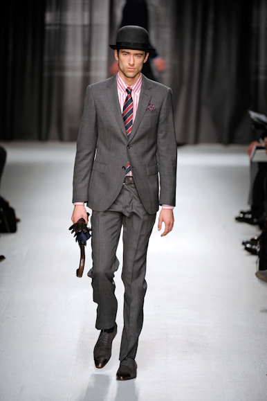 desfiles-moschino-milaoinverno2009menrtw-119