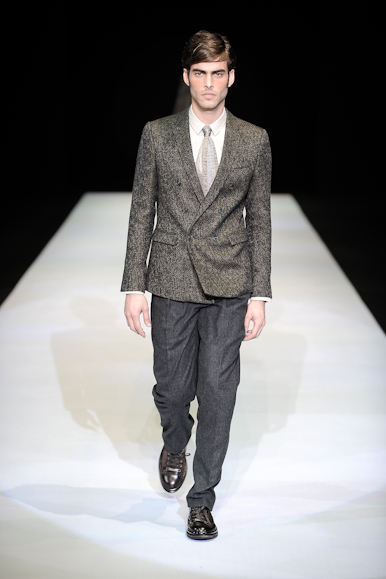 desfiles-emparmani-milaoinverno2009menrtw-100