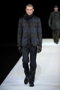 desfiles-emparmani-milaoinverno2009menrtw-108