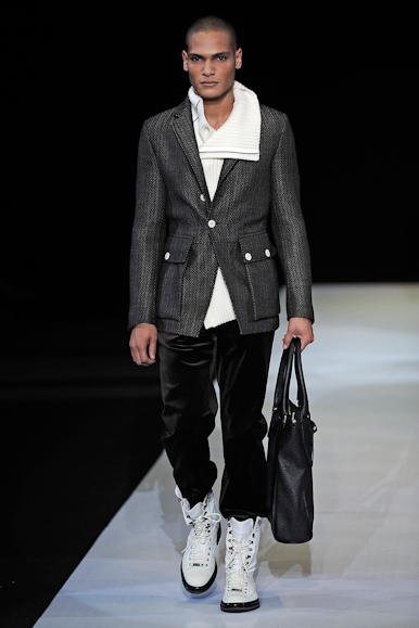 desfiles-emparmani-milaoinverno2009menrtw-111