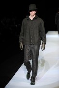 desfiles-emparmani-milaoinverno2009menrtw-113