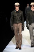 desfiles-emparmani-milaoinverno2009menrtw-120