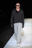 desfiles-emparmani-milaoinverno2009menrtw-135
