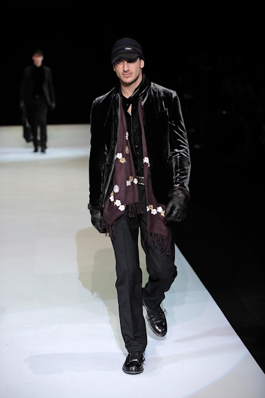 desfiles-emparmani-milaoinverno2009menrtw-142