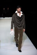 desfiles-emparmani-milaoinverno2009menrtw-148