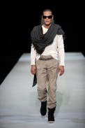 desfiles-emparmani-milaoinverno2009menrtw-157