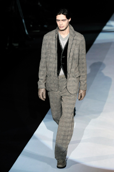 desfiles-garmani-milaoinverno2009menrtw-145