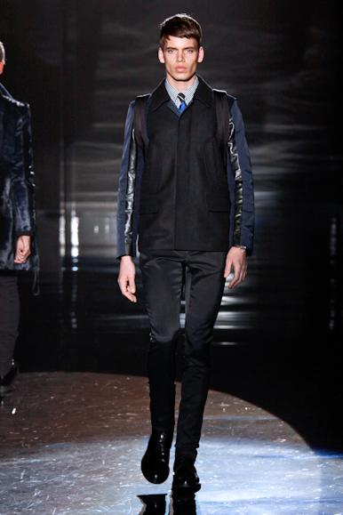 desfiles-gucci-milaoinverno2009menrtw-116