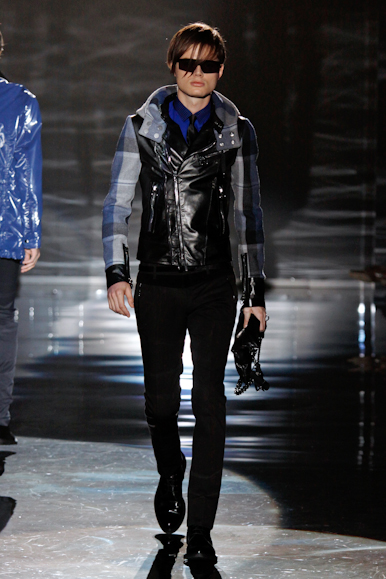 desfiles-gucci-milaoinverno2009menrtw-121