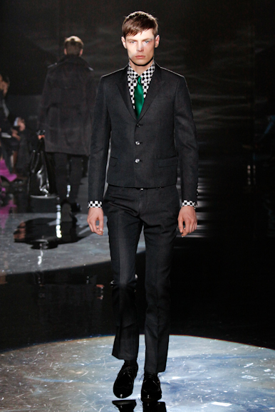 desfiles-gucci-milaoinverno2009menrtw-124