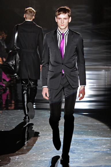 desfiles-gucci-milaoinverno2009menrtw-127