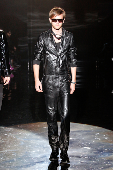 desfiles-gucci-milaoinverno2009menrtw-130