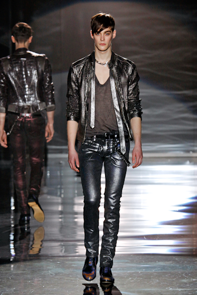 desfiles-gucci-milaoinverno2009menrtw-133
