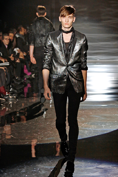 desfiles-gucci-milaoinverno2009menrtw-135