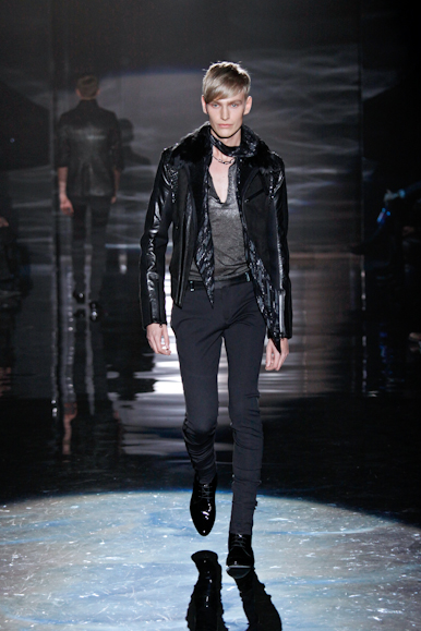 desfiles-gucci-milaoinverno2009menrtw-136