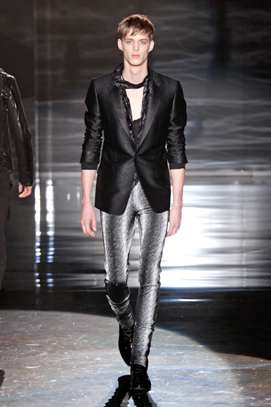 desfiles-gucci-milaoinverno2009menrtw-137