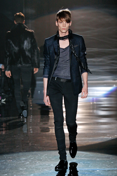 desfiles-gucci-milaoinverno2009menrtw-139